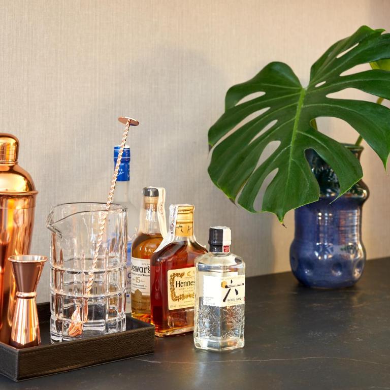 Kimpton Vividora Hotel by IHG - King Suite - 9