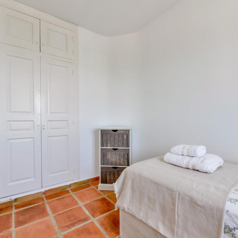BAHÍA DE EL PORTET - By Almarina Villas - Two-Bedroom Apartment - 28