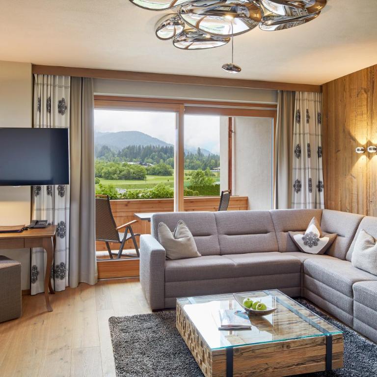 Sporthotel Ellmau in Tirol - Suite mit Bergblick - 6