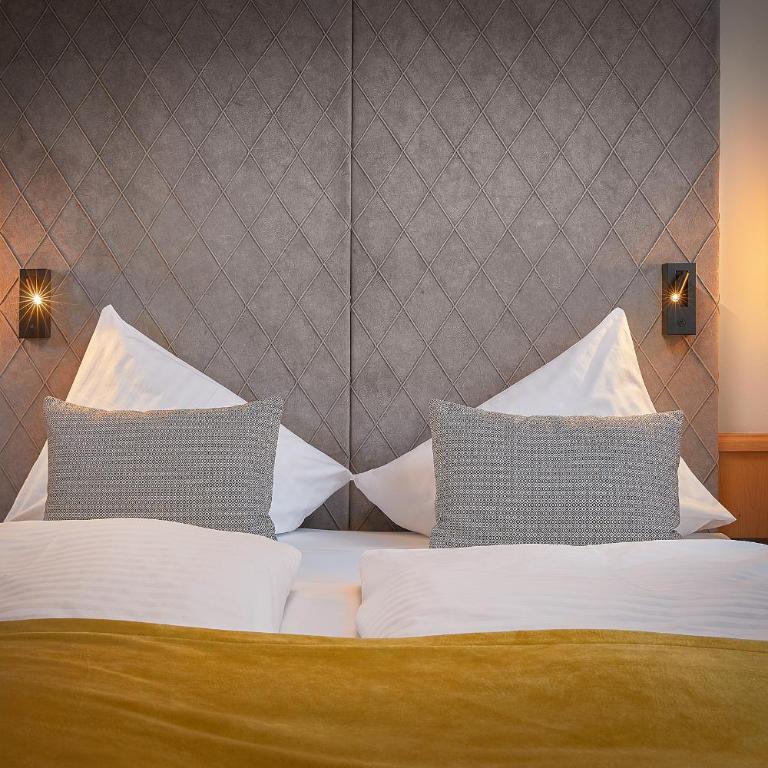 Sporthotel Ellmau in Tirol - Doppelzimmer – Nebengebäude 150 m vom Hotel entfernt - 3