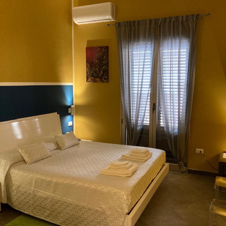 B&B Palazzo Diaz - Camera Quadrupla Deluxe - 2
