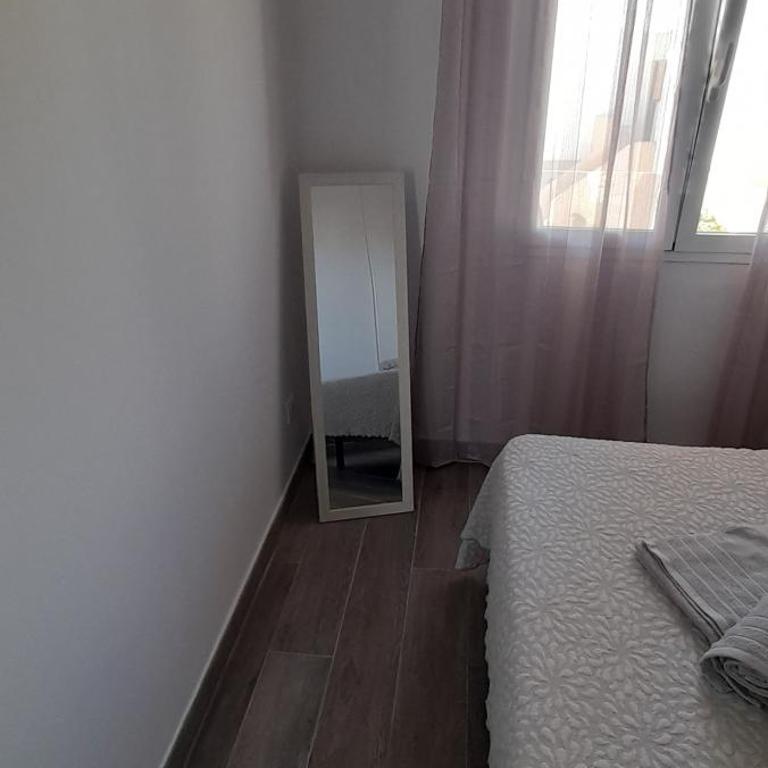 Alojamiento Anémona - Apartamento de 2 dormitorios - 40