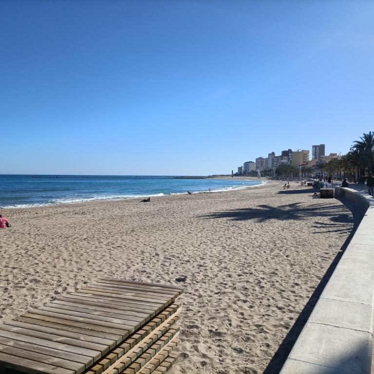 Piso 112 metros a 1 minuto de la playa - Apartamento de 3 dormitorios - 2