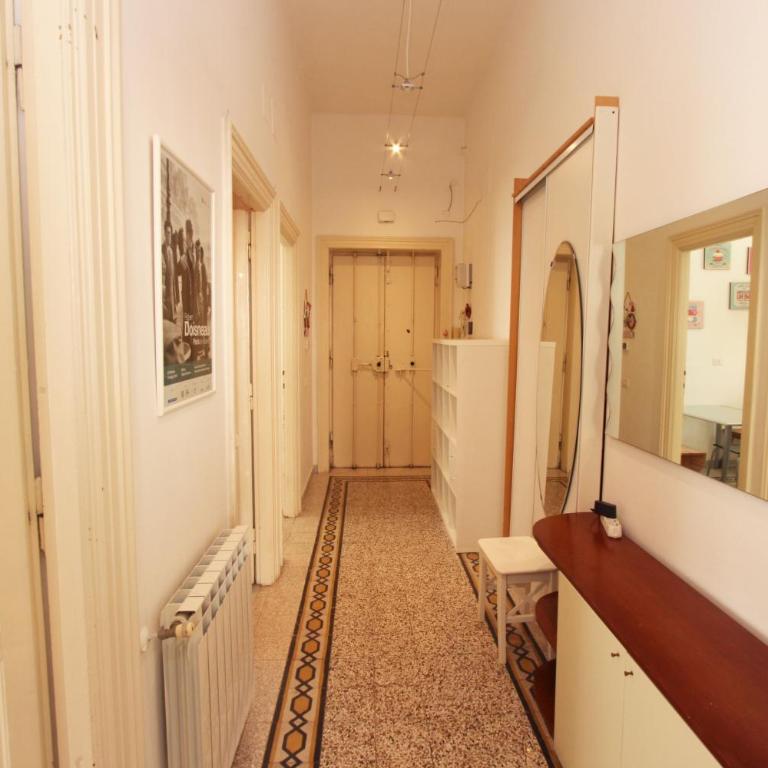 Angelo Emo Flat - Two-Bedroom Apartment - 23