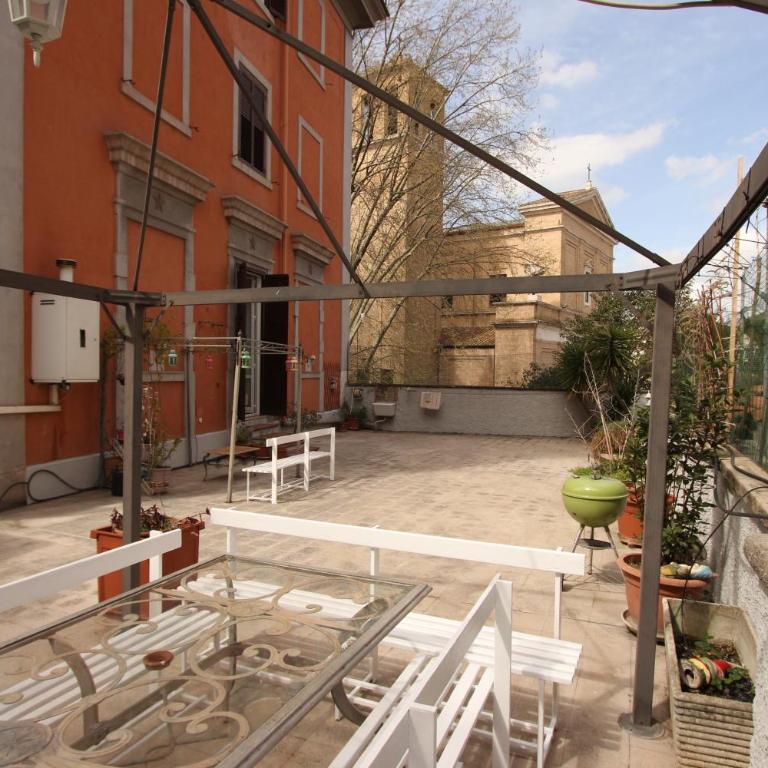 Angelo Emo Flat - Two-Bedroom Apartment - 33