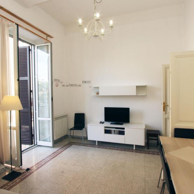 Angelo Emo Flat - Two-Bedroom Apartment - 39