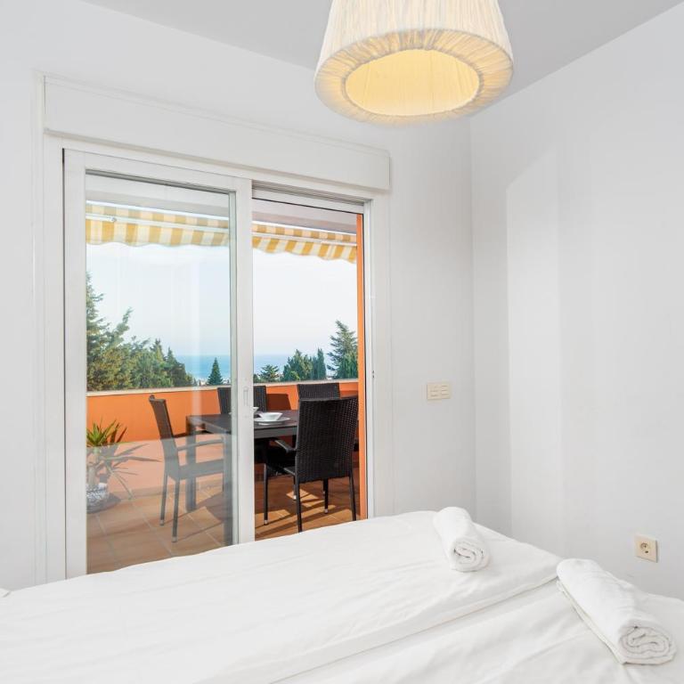 Penthouse in Torremolinos by Costarentals - Ref 09 - Apartamento de 2 dormitorios - 17