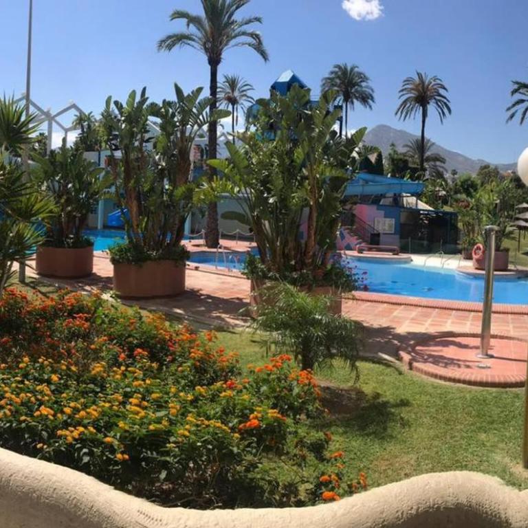 Sunny Apartment at Benal Beach Resort 4 Pools, Water Slides Steps from Beach - Apartamento - 7