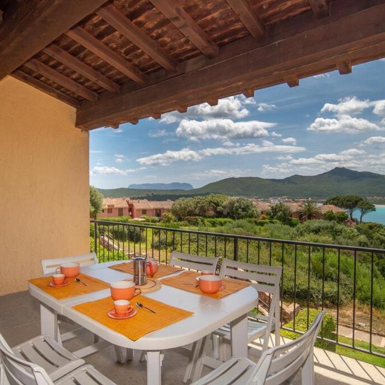 GuestHost - Porto Rotondo Roomy Apartment with Terrace! - Appartamento con Vista Mare - 2