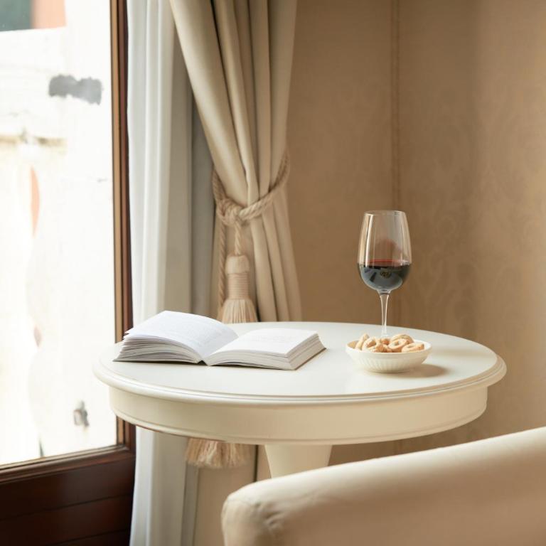 Maison Venezia | UNA Esperienze - Suite su 2 Livelli con Mezzanino e Divano Letto - 4