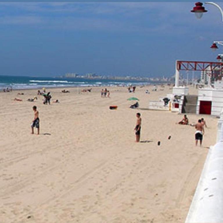 Romántica vista al paseo marítimo de Cádiz - Apartamento con vistas al mar - 38