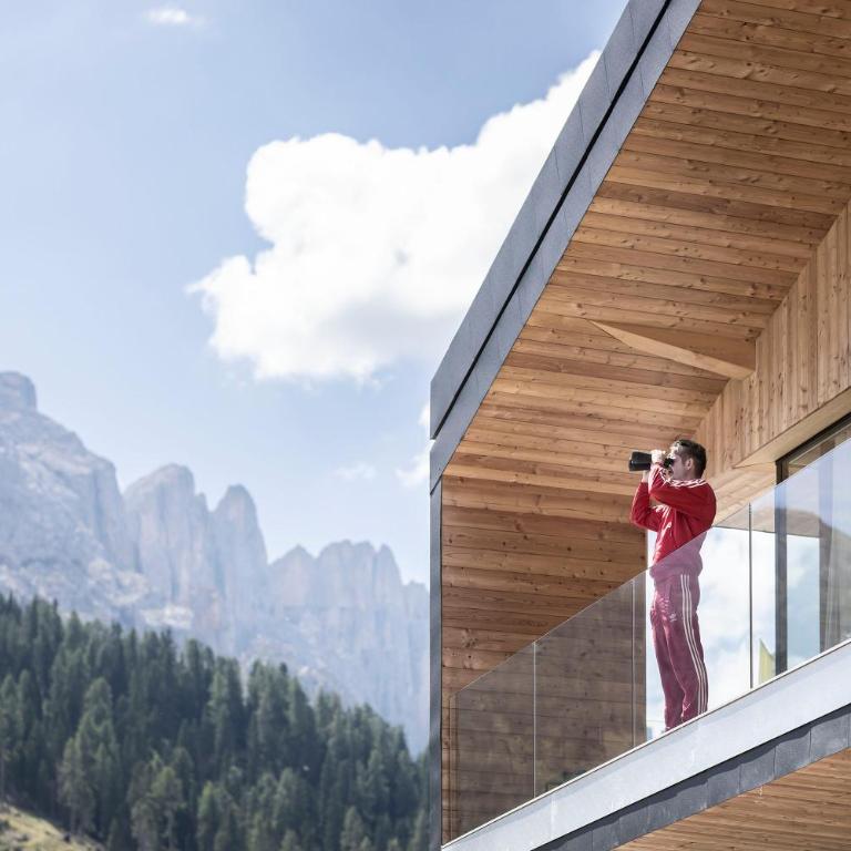 Sport Hotel Passo Carezza - Suite Junior con Vista Montagna - 2