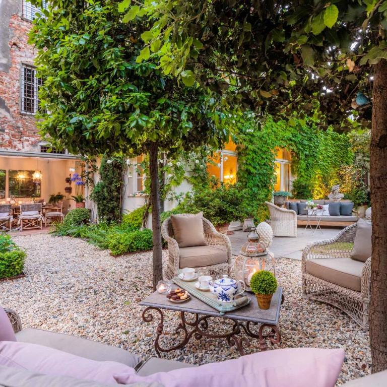 LA CASINA Luxury Apartment inside the Walls of Lucca with Garden, airconditioning, Wifi - Appartamento con 2 Camere da Letto - 3