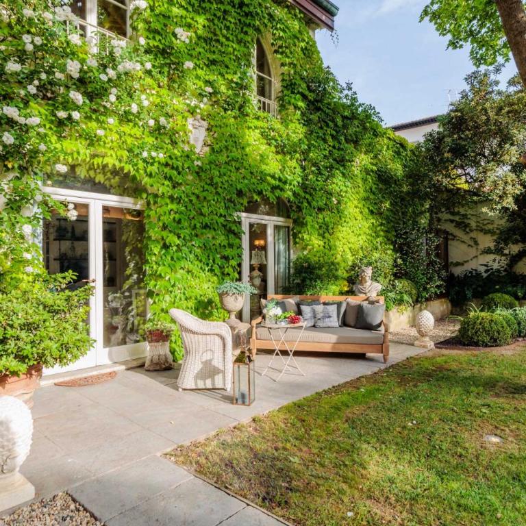 LA CASINA Luxury Apartment inside the Walls of Lucca with Garden, airconditioning, Wifi - Appartamento con 2 Camere da Letto - 79