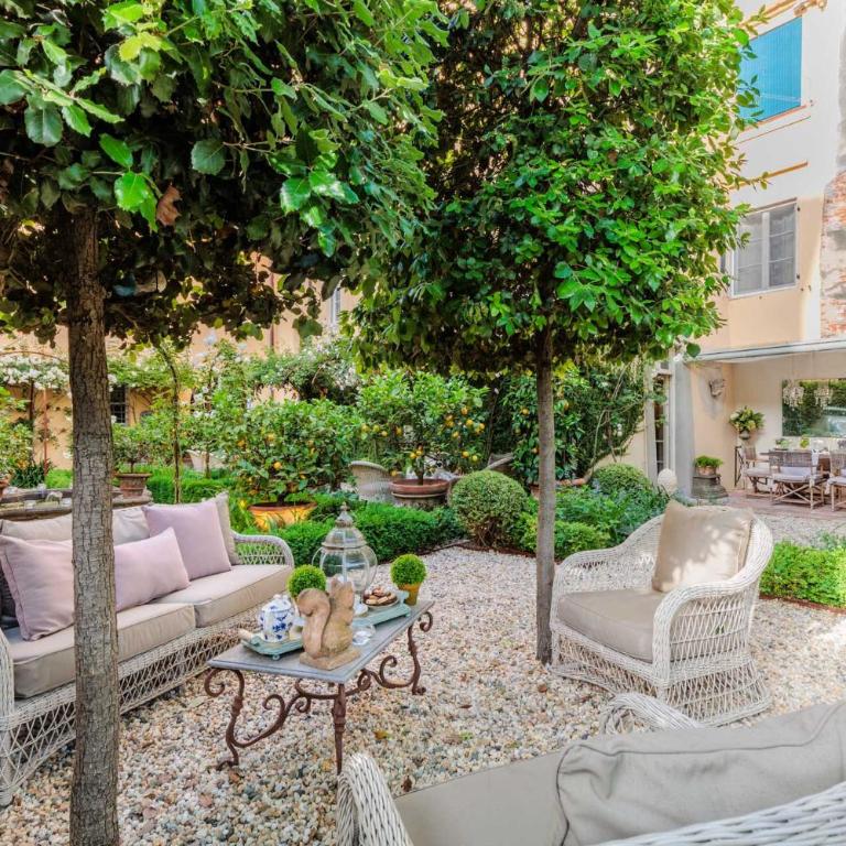 LA CASINA Luxury Apartment inside the Walls of Lucca with Garden, airconditioning, Wifi - Appartamento con 2 Camere da Letto - 80