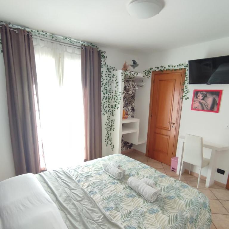Casa vacanze Isolotto - King Room with Balcony - 11