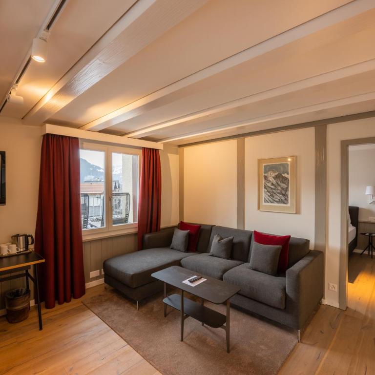 Hotel Spinne Grindelwald - Suite mit Blick auf den Eiger - 3
