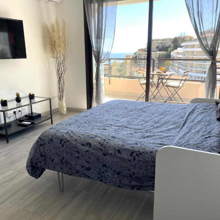 NEW Studio, piscine et vue mer • proche de Monaco - Appartement 1 Chambre - 3