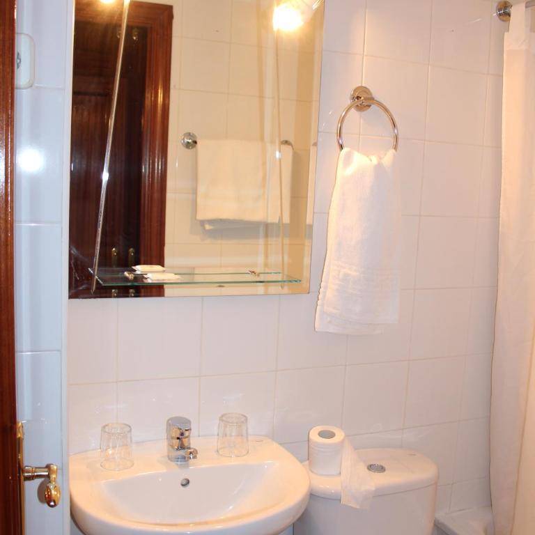 Hostal Casanova - Habitación Doble - 4