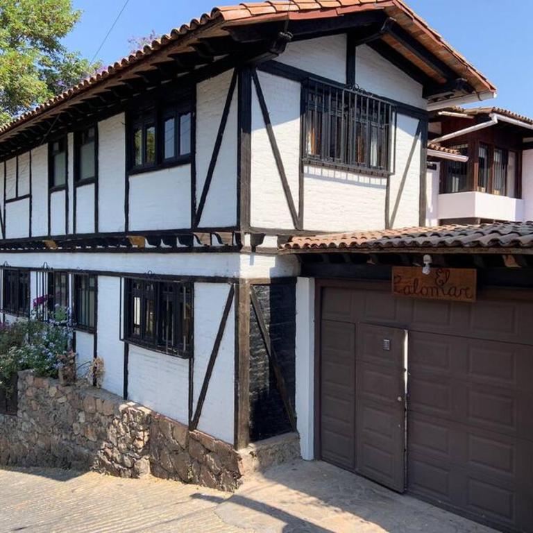 Agradable Hostal sobre el Centro de Valle de Bravo - Apartamento de 1 dormitorio - 13