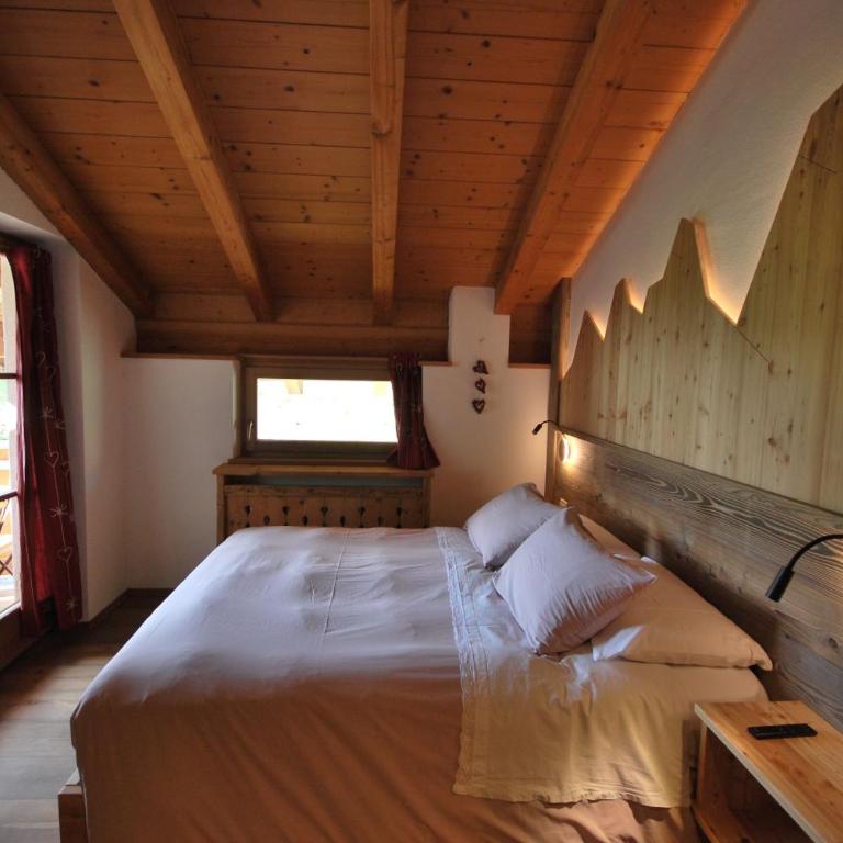 Agriturismo Maso Corradini - Camera Matrimoniale con Balcone (2 Adulti + 1 Bambino) - 4