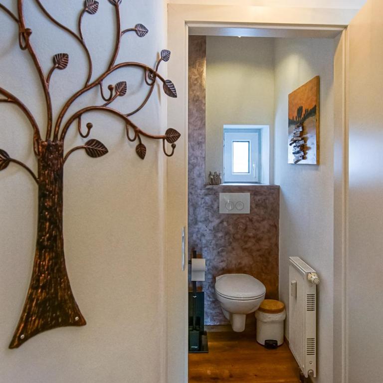 AusZeit Steiraland 3 mit überdachter Terasse privatem Garten und gratis Parkplatz - Appartamento con 1 Camera da Letto - 25