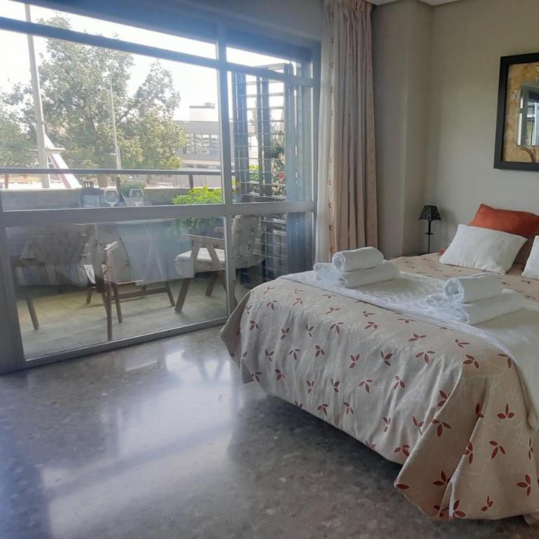 Feria apartment, near Plaza España - Apartment with Terrace and Garden/ River View - 7