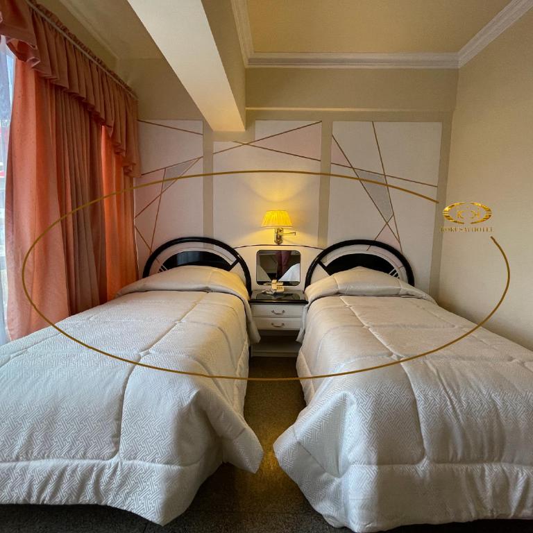 Hotel Kokusai - Habitación Doble con baño privado - 2 camas - 3