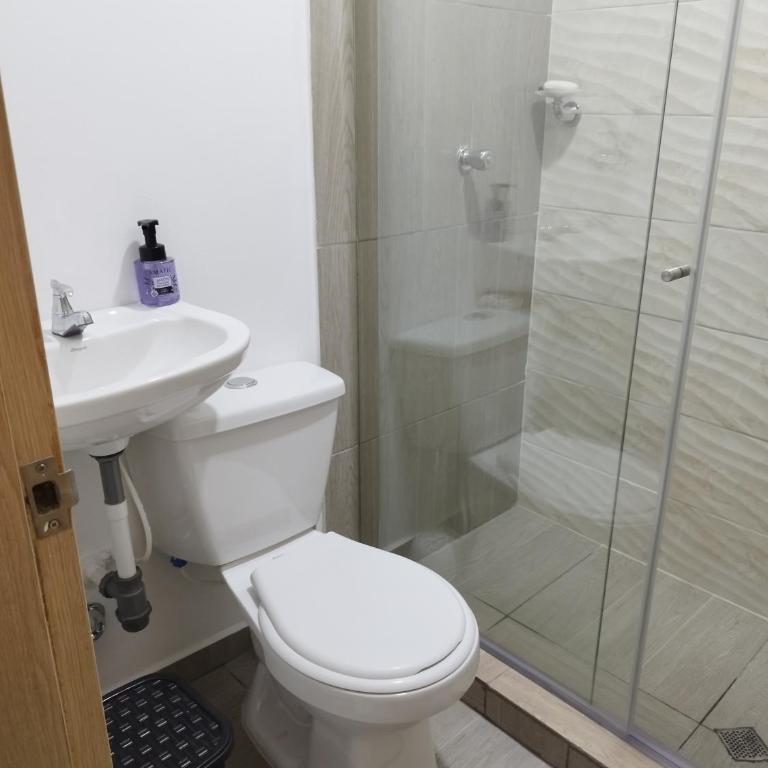 Apartamento con ubicación estratégica - One-Bedroom Apartment - 9