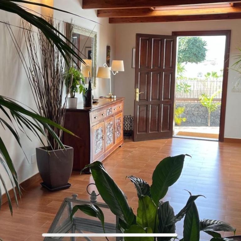 Casa Chic Lanzarote - Villa with Private Pool - 6