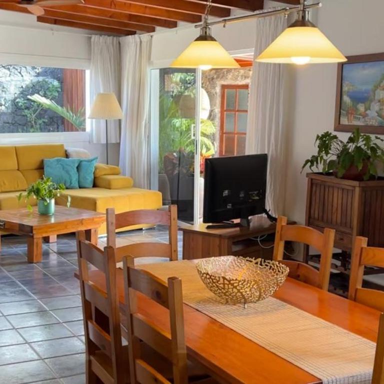 Casa Chic Lanzarote - Villa with Private Pool - 8