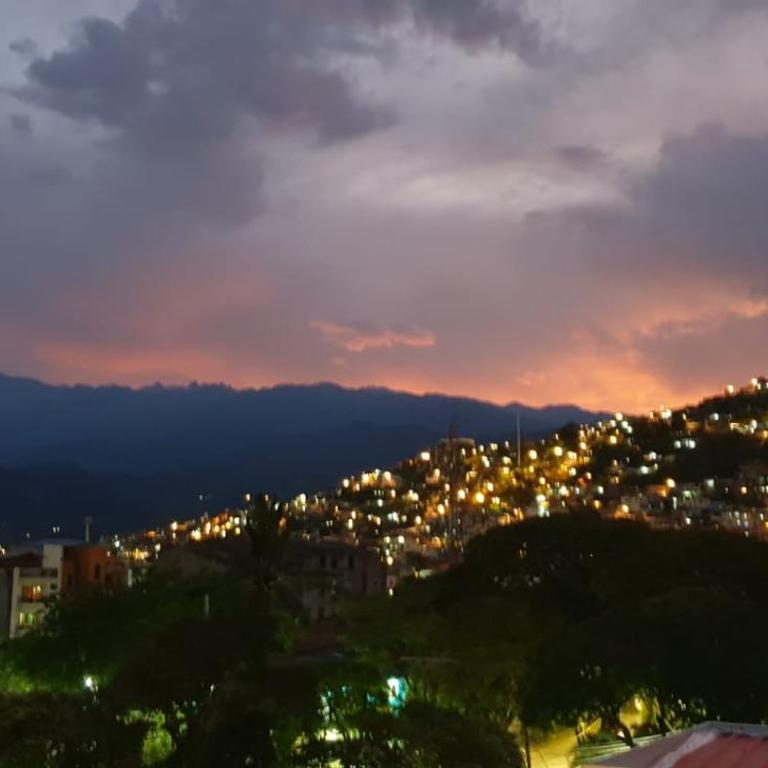 Hospedate en familia, hasta 6 personas, apto 2A - Apartamento de 3 dormitorios - 2