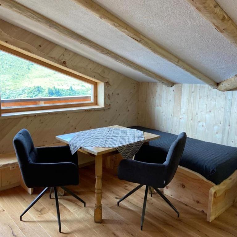 Chalet in Zillertal near Hochzillertal Ski Area - Apartment - 2