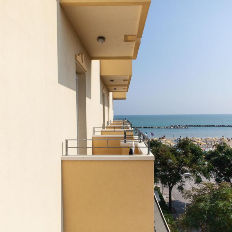 Hotel Palos - Camera Matrimoniale con Vista Mare Laterale - 2