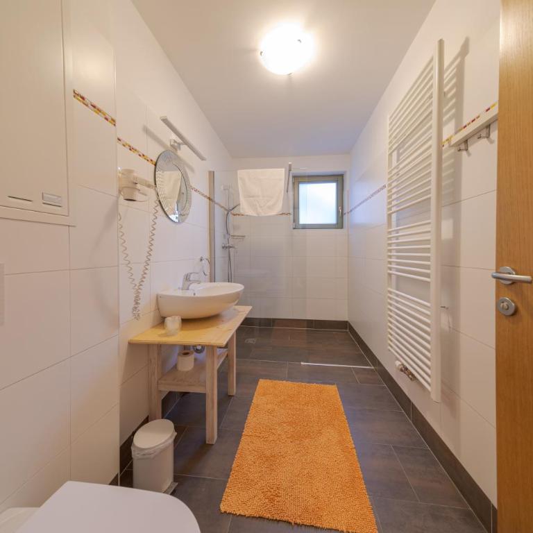 Appartement-Edelweiss - Apartment mit 1 Schlafzimmer und Balkon - 2