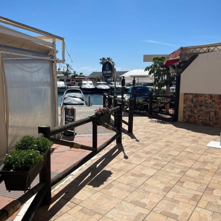 Cabopino Beach & Marina Apartment - One-Bedroom Apartment - 8