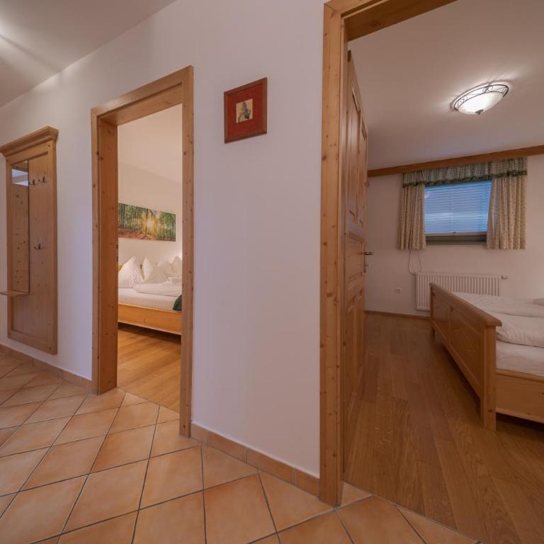 Appartement-Edelweiss - Apartment mit 2 Schlafzimmern und Balkon - 3