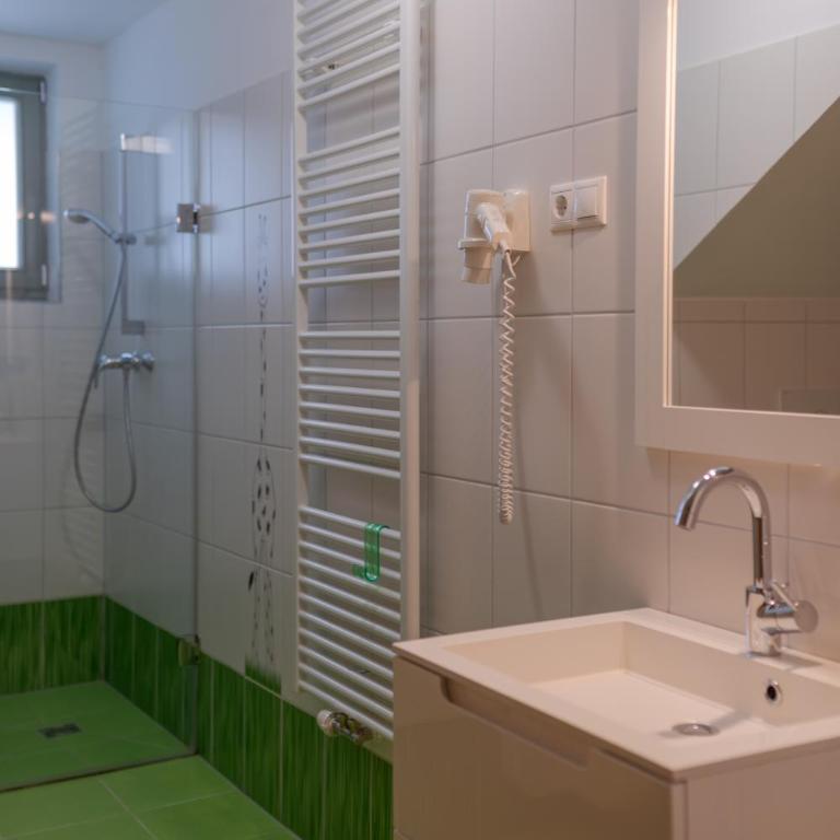 Appartement-Edelweiss - Apartment mit 1 Schlafzimmer und Balkon - 5