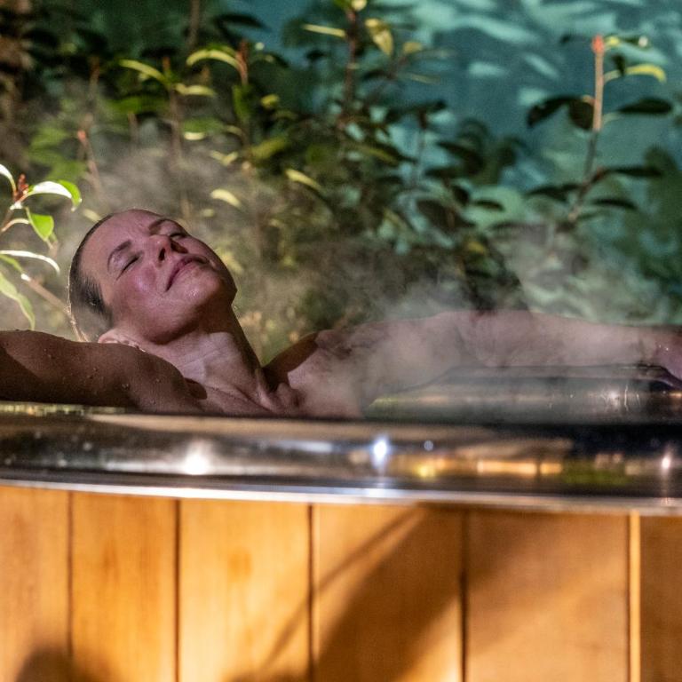 Escale Rochelaise, gîte urbain avec SPA bain nordique et sauna tonneau - Maison 4 Chambres - 4