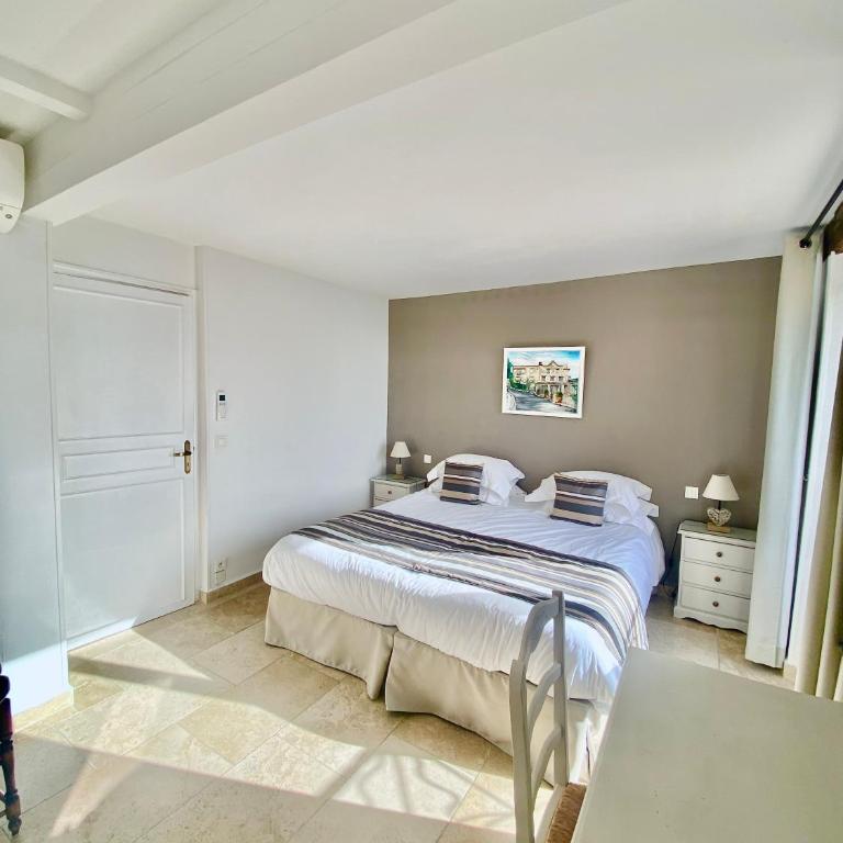 Auberge du Vieux Château - Grande Chambre Double N. 10 - Vue Panoramique - 3