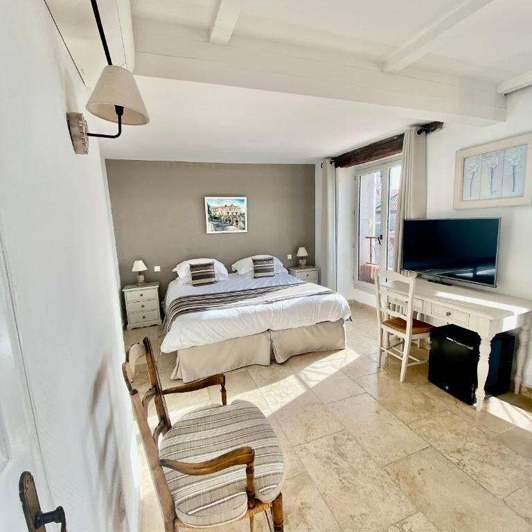 Auberge du Vieux Château - Grande Chambre Double N. 10 - Vue Panoramique - 4