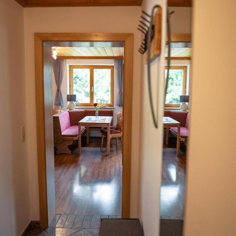 Aparthaus Winkler - Apartment mit Aussicht und Balkon - 10