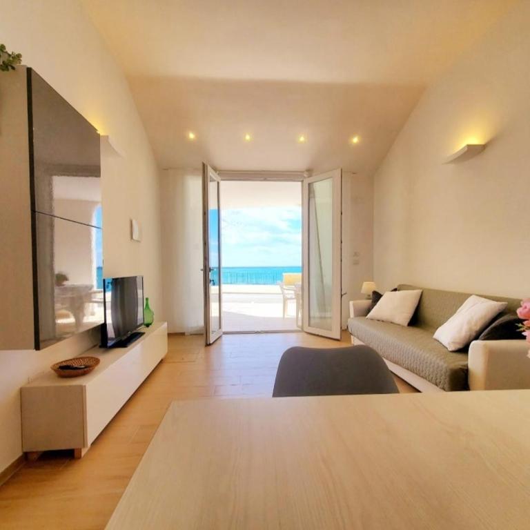 SEA FRONT, Allegria, Santa Maria al Bagno - Two-Bedroom Apartment - 3