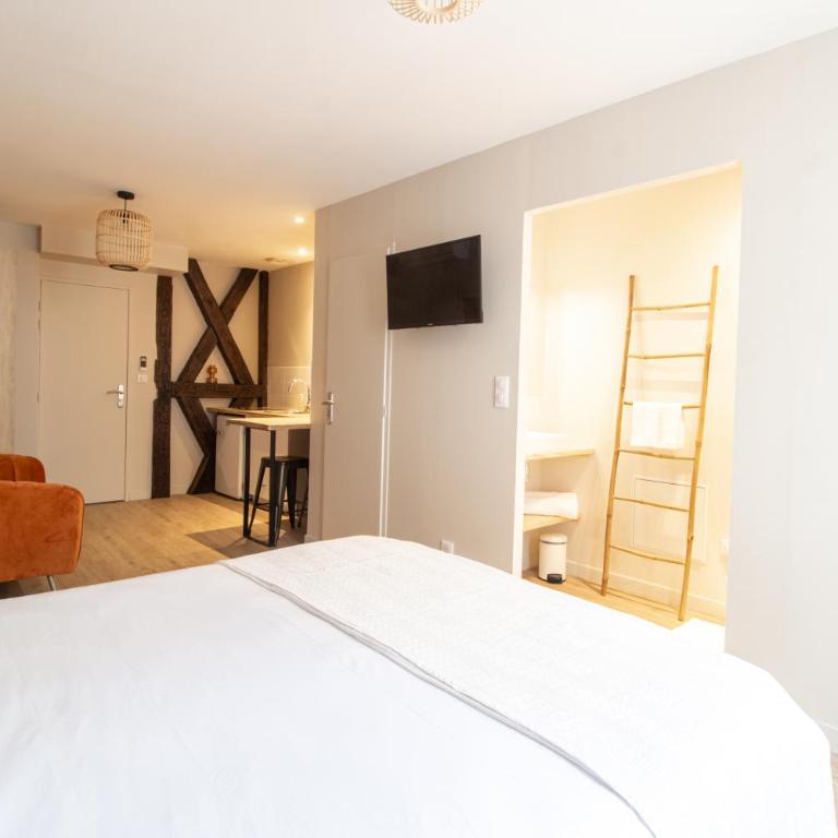 LE COURSARLON - Studio - 4