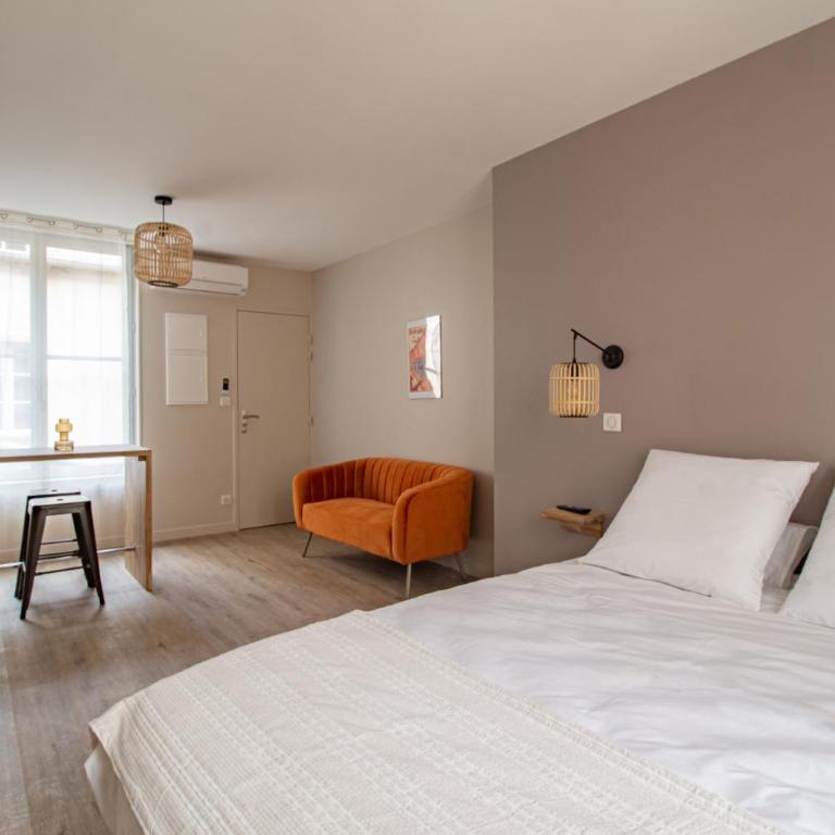 LE COURSARLON - Studio - 9