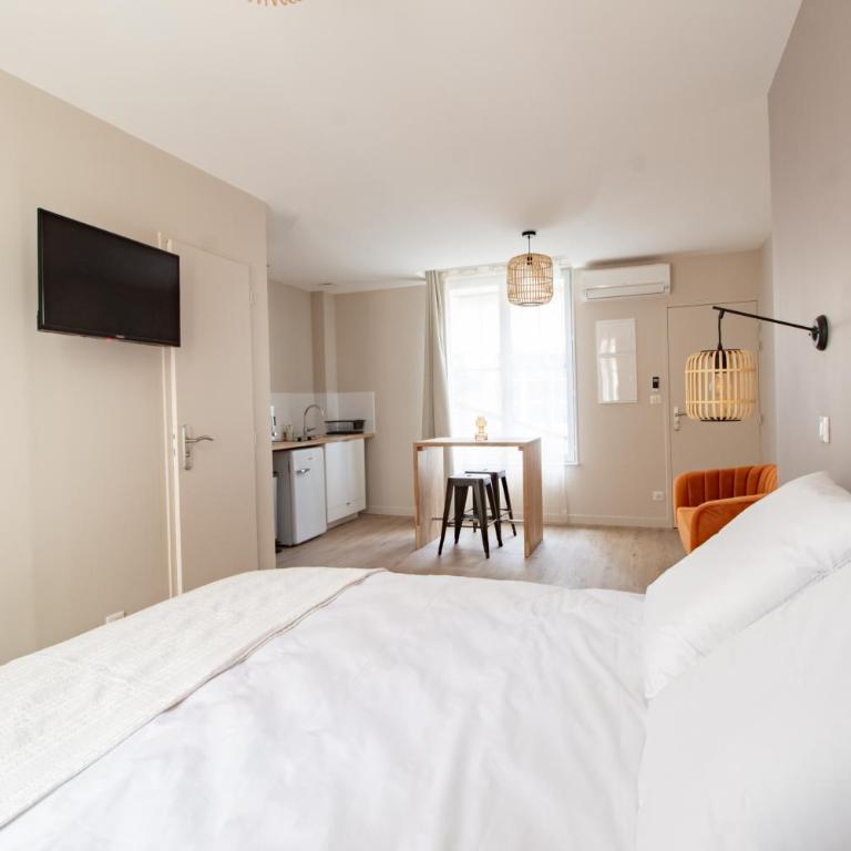 LE COURSARLON - Studio - 8
