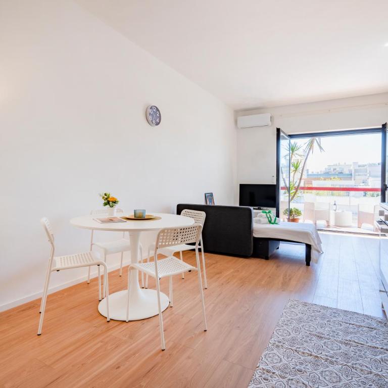 GuestHost - Central & Elegant Loft - with Balcony - Monolocale con Balcone - 7
