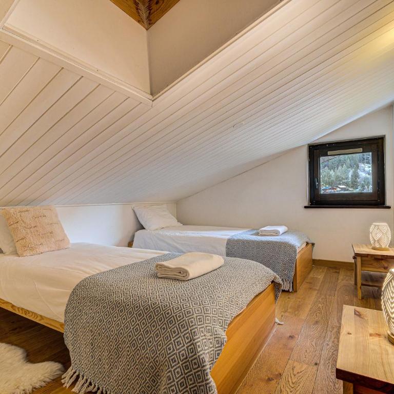Apartment Les Drus, Alpes Agency, Chamonix, Les Praz, Sleeps 6 - Appartement avec Vue sur la Montagne - 6