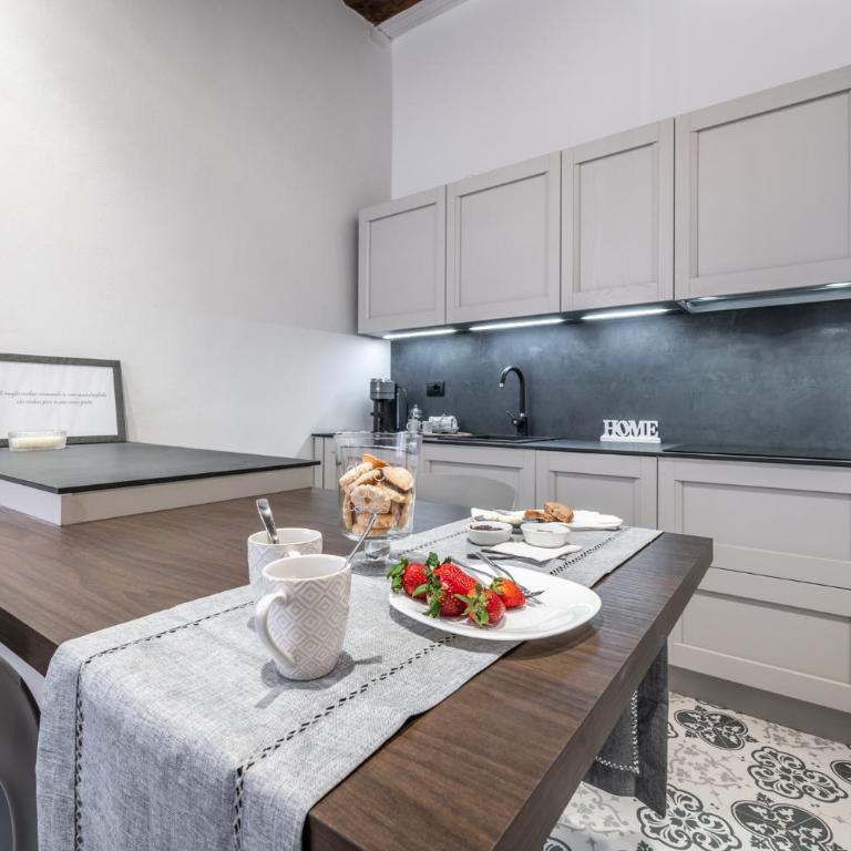 Emilia Suite Palace - Appartamento con 1 Camera da Letto - 17