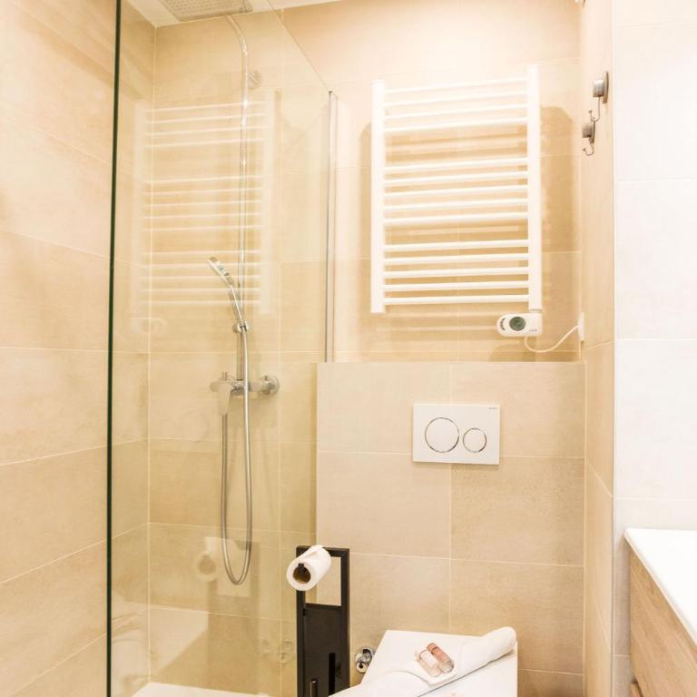 L'ANGE GARDIEN AP4269 by Riviera Holiday Homes - Appartement - Vue sur Jardin - 25
